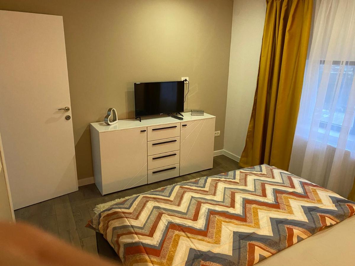 Valivillas Rezidence Bukares Bagian luar foto