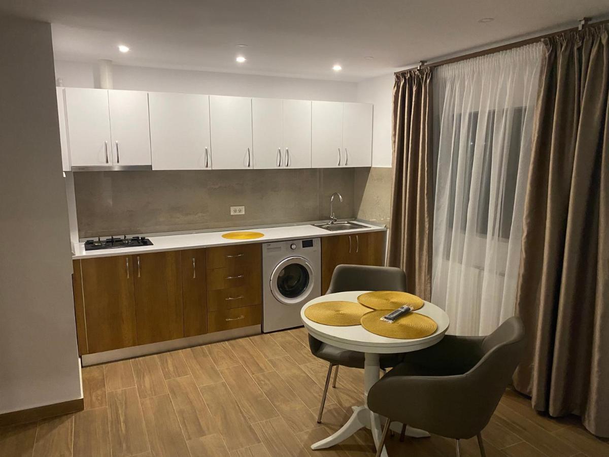 Valivillas Rezidence Bukares Bagian luar foto
