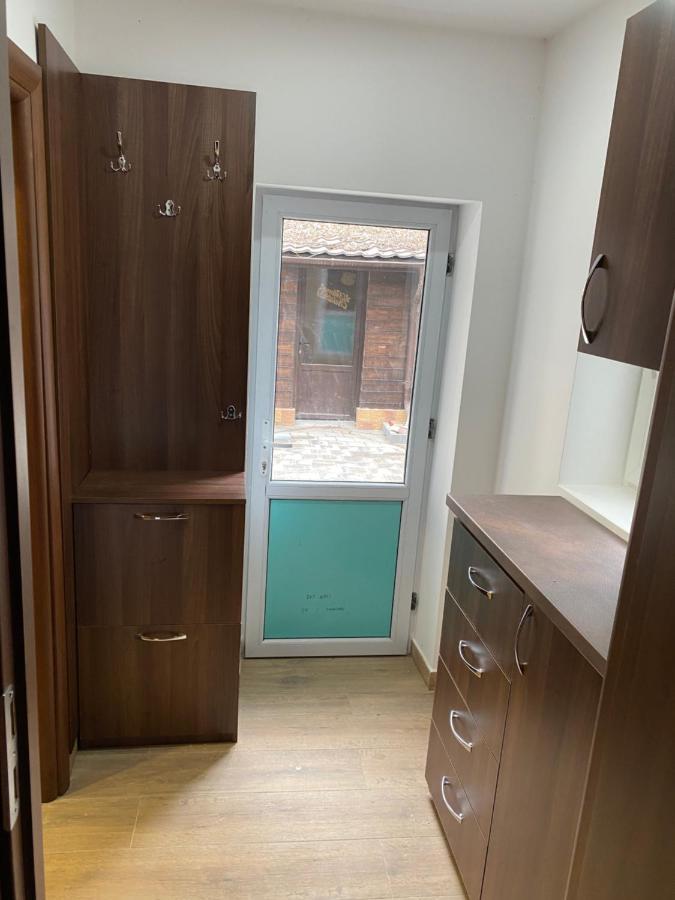 Valivillas Rezidence Bukares Bagian luar foto