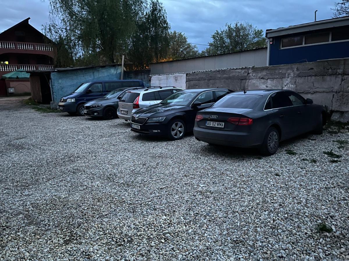 Valivillas Rezidence Bukares Bagian luar foto
